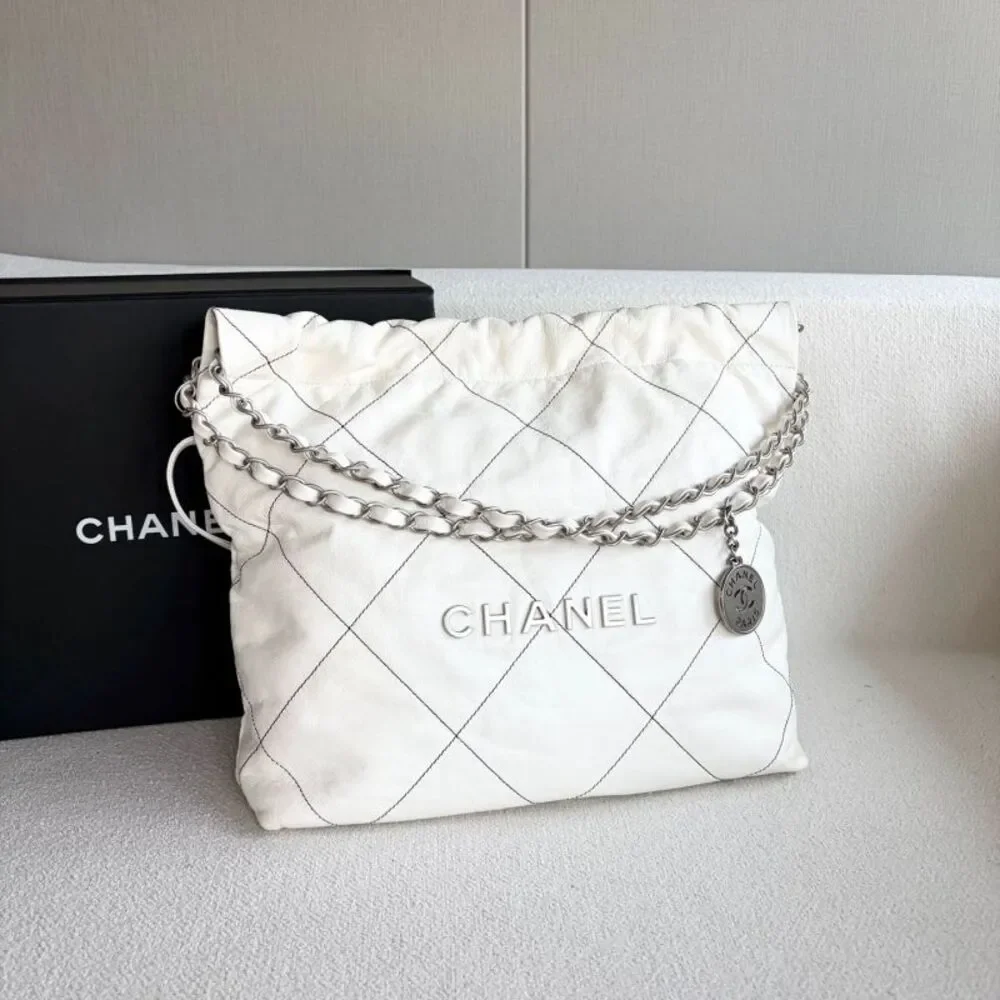Chanel Women Pre-Loved Bag Very Good Condition